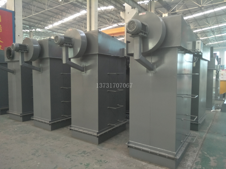 2018年最新研發(fā)15m2、25m2倉頂布袋除塵器投放市場(chǎng)